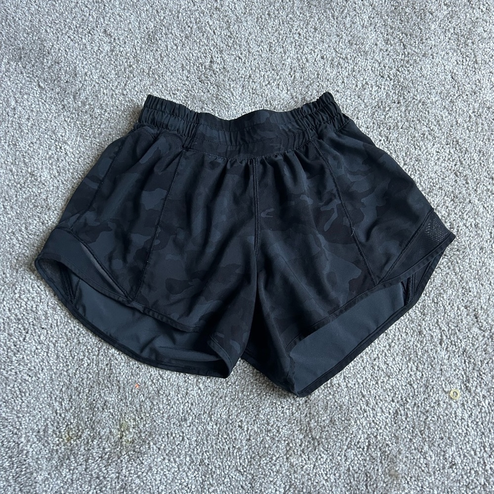 Lululemon Hotty Hot Shorts